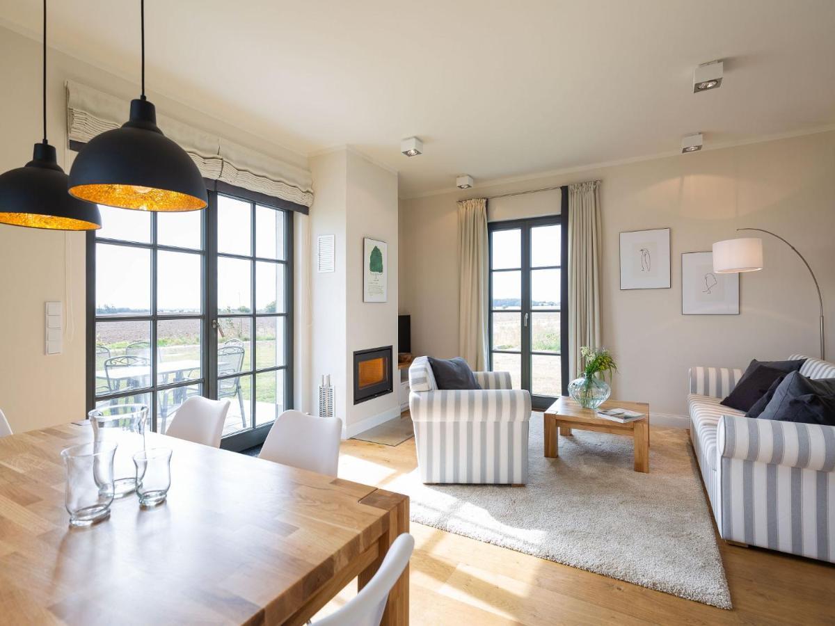 Reetland Am Meer - Premium Reetdachvilla Mit 3 Schlafzimmern, Sauna Und Kamin E05 Dranske Exterior photo